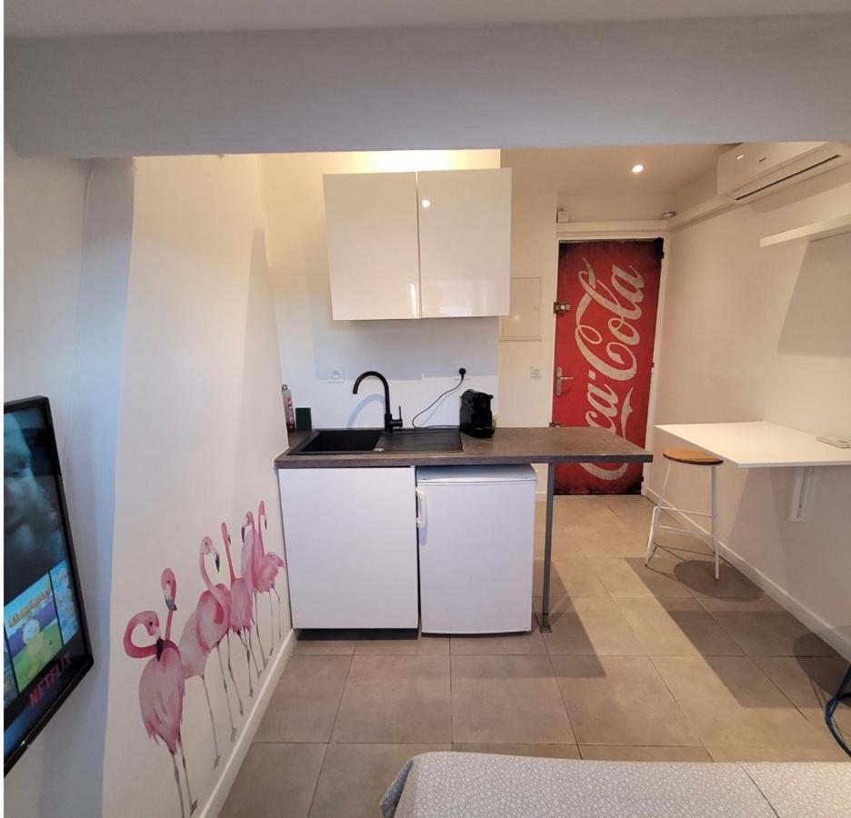 Studette Independante Hyeres Gare Particulier Apartment ภายนอก รูปภาพ